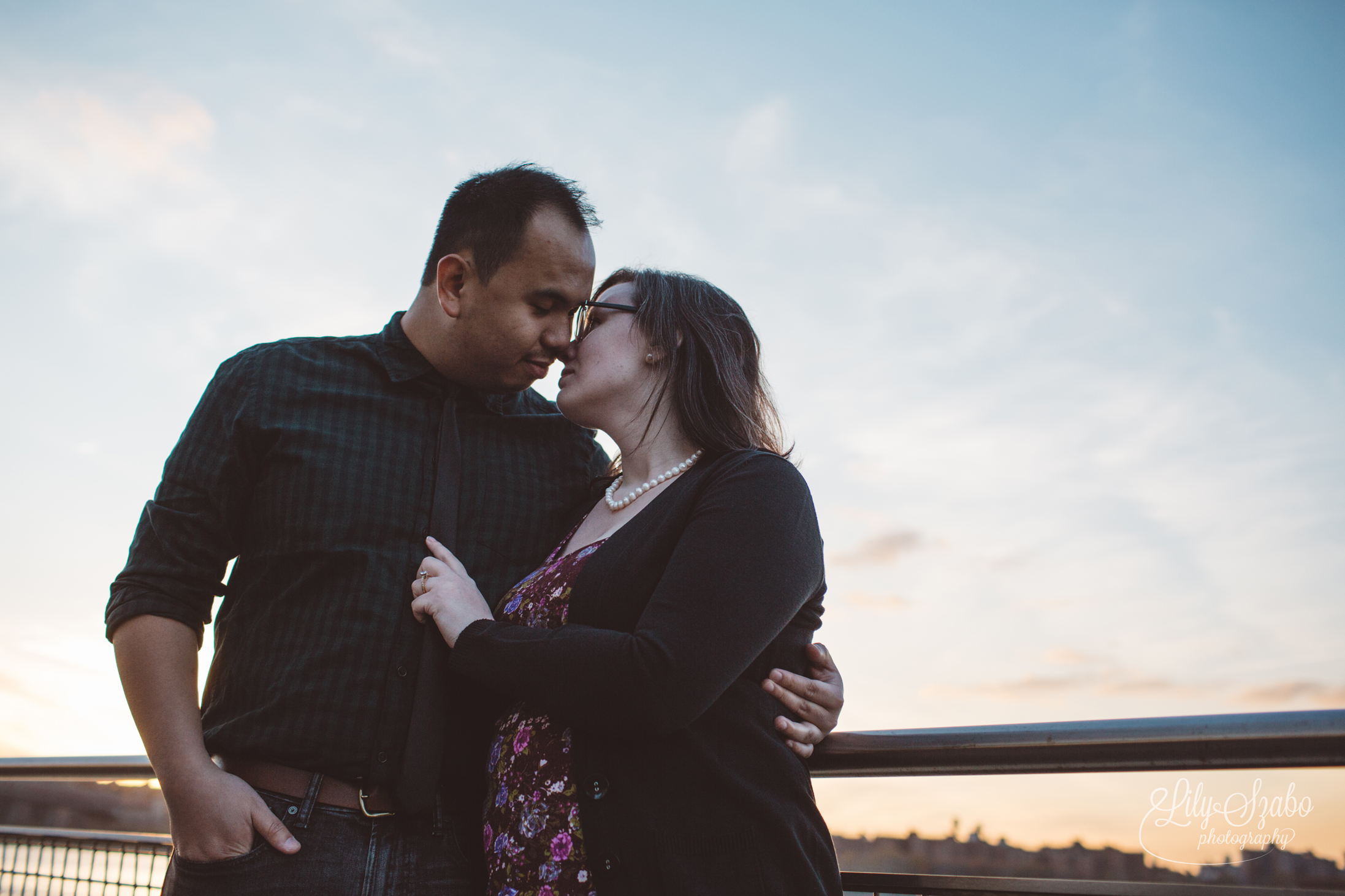 037-brooklyn-sunset-engagement-session