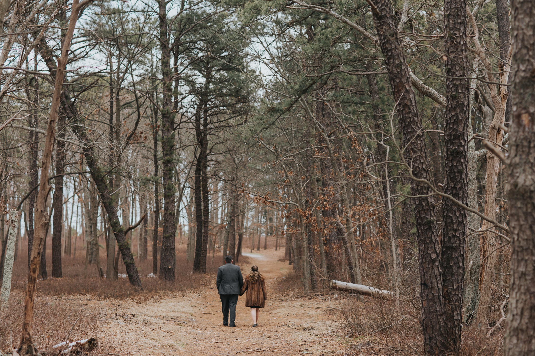 060-cattus-island-snow-engagement